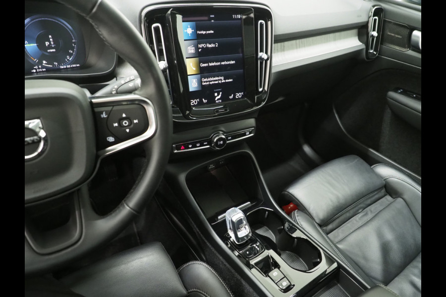 Volvo XC40 1.5 T5 Recharge Inscription | Panoramadak | Leder | Trekhaak | Pilot Assist | Harman/Kardon | 360 | Keyless