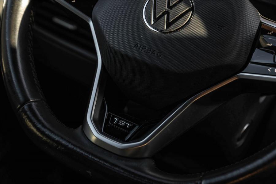 Volkswagen ID.3 First Plus 58 kWh 1e Eig Sfeerverlichting IQ Light Keyless Adaptive Camera Stoelverwarming 19''