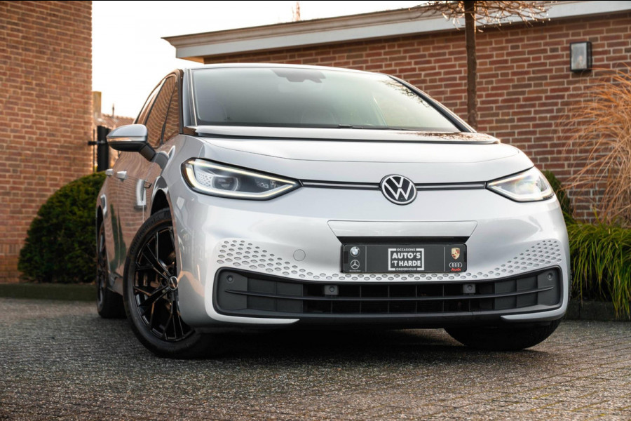 Volkswagen ID.3 Business 58 kWh PRO Adaptive IQ Light Sfeer Camera Stoelverwarming LED 18''
