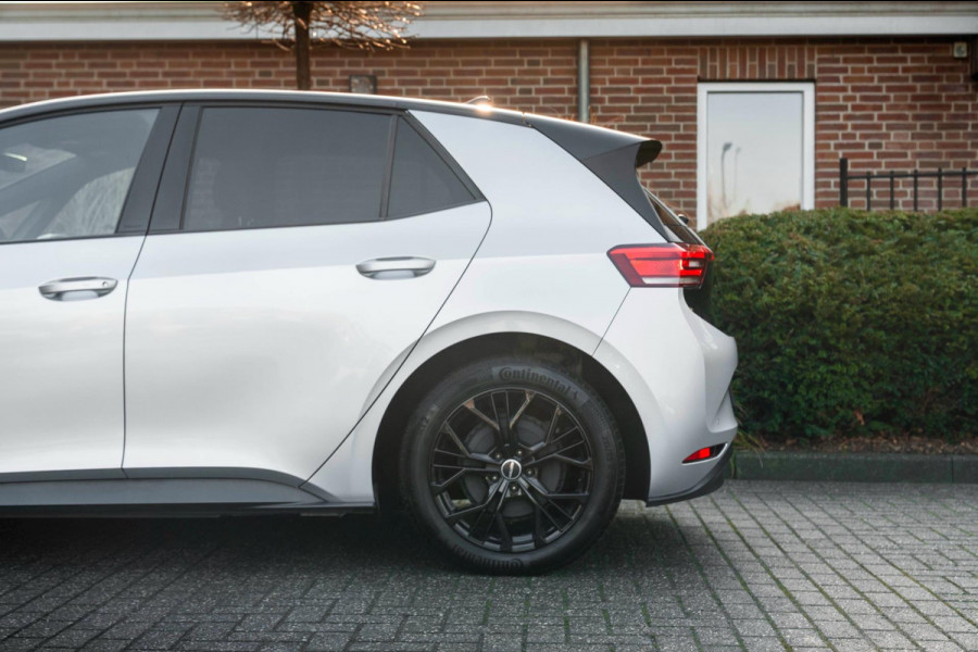 Volkswagen ID.3 Business 58 kWh PRO Adaptive IQ Light Sfeer Camera Stoelverwarming LED 18''