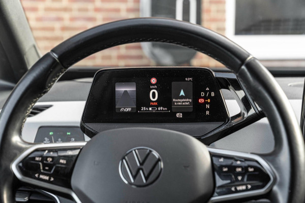 Volkswagen ID.3 Business 58 kWh PRO Adaptive IQ Light Sfeer Camera Stoelverwarming LED 18''