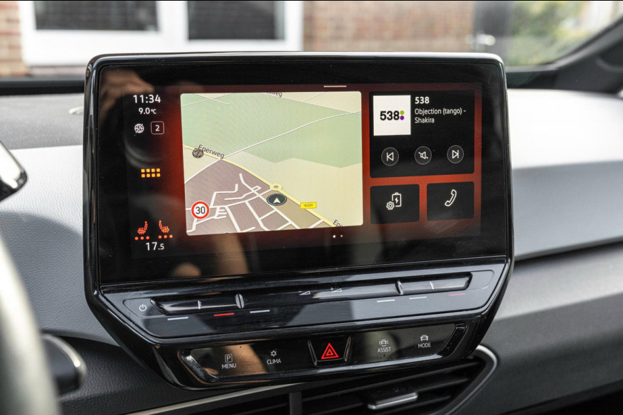 Volkswagen ID.3 Business 58 kWh PRO Adaptive IQ Light Sfeer Camera Stoelverwarming LED 18''