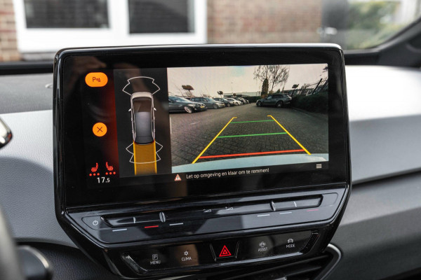 Volkswagen ID.3 Business 58 kWh PRO Adaptive IQ Light Sfeer Camera Stoelverwarming LED 18''
