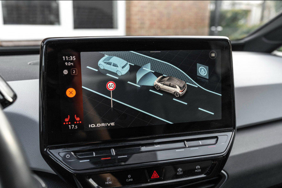 Volkswagen ID.3 Business 58 kWh PRO Adaptive IQ Light Sfeer Camera Stoelverwarming LED 18''