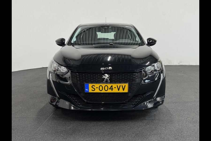 Peugeot e-208 EV Active Pack 50 kWh Navigatie Apple Carplay/Android Auto Parkeersensoren achter  Cruise Control  Climate Control Lichtmetalen velgen