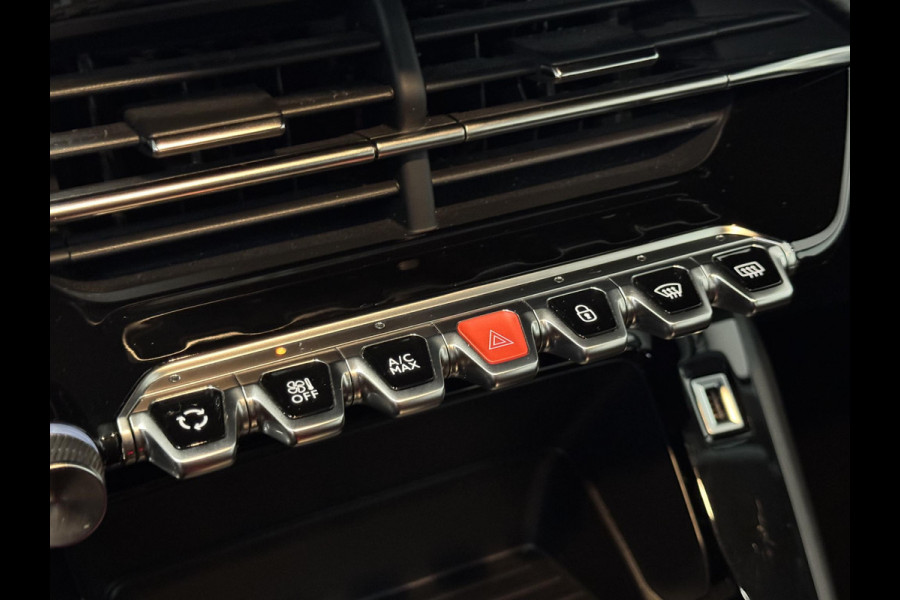 Peugeot e-208 EV Active Pack 50 kWh Navigatie Apple Carplay/Android Auto Parkeersensoren achter  Cruise Control  Climate Control Lichtmetalen velgen