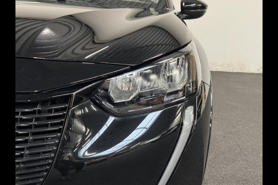Peugeot e-208 EV Active Pack 50 kWh Navigatie Apple Carplay/Android Auto Parkeersensoren achter  Cruise Control  Climate Control Lichtmetalen velgen