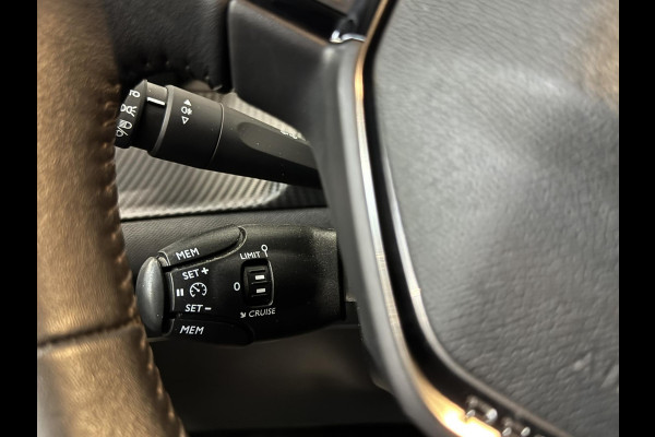 Peugeot e-208 EV Active Pack 50 kWh Navigatie Apple Carplay/Android Auto Parkeersensoren achter  Cruise Control  Climate Control Lichtmetalen velgen