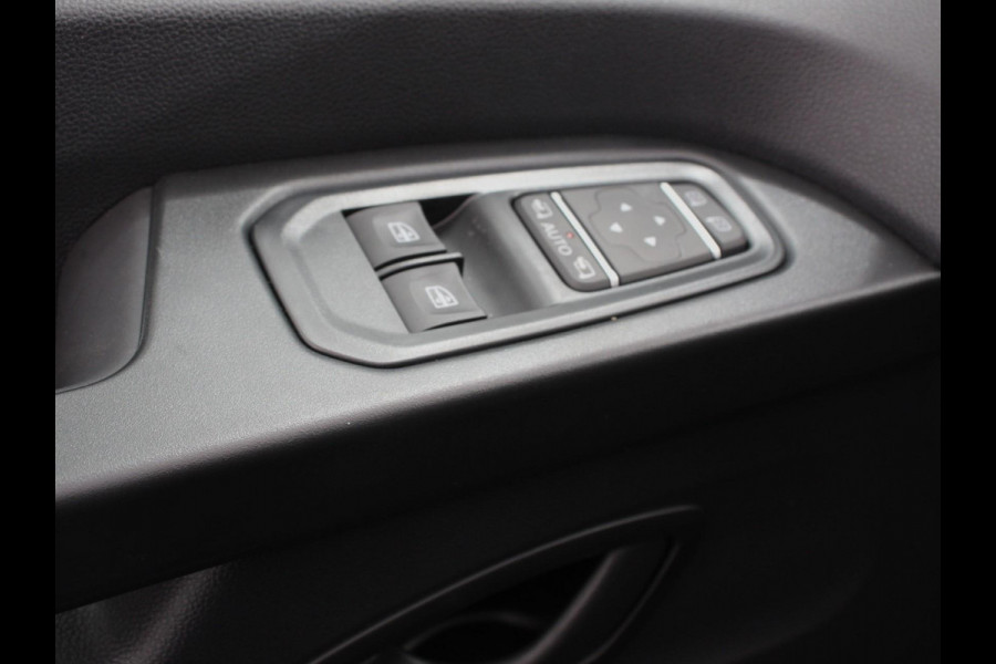 Renault Trafic 2.0 150PK L2H1 Advance Navigatie Airco Lichtmetalen velgen Trekhaak Camera Parkeer sensoren