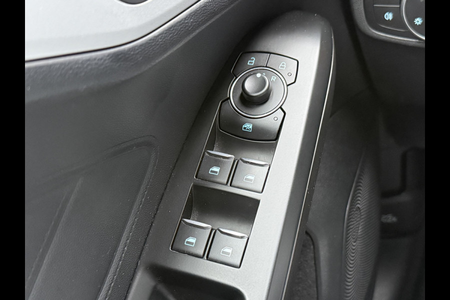 Ford FOCUS Wagon BWJ 2021 | 1.0T 124PK Hybrid Trend Edition | CAMERA A | SPORTSTOELEN | NAVI | PDC 2X | AIRCO | LICHTMETAAL | ARPLAY | DAB | CRUISE |