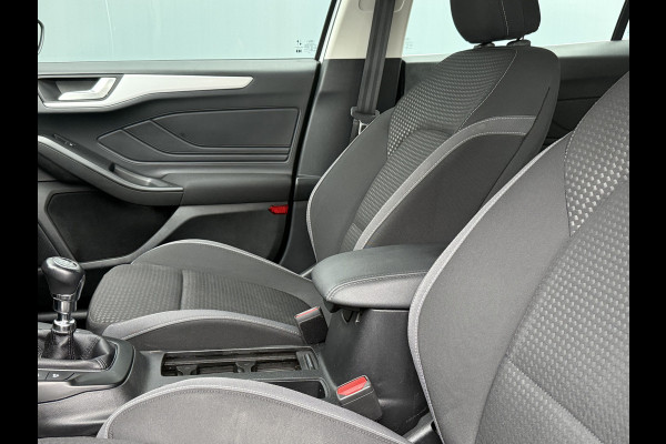 Ford FOCUS Wagon BWJ 2021 | 1.0T 124PK Hybrid Trend Edition | CAMERA A | SPORTSTOELEN | NAVI | PDC 2X | AIRCO | LICHTMETAAL | ARPLAY | DAB | CRUISE |