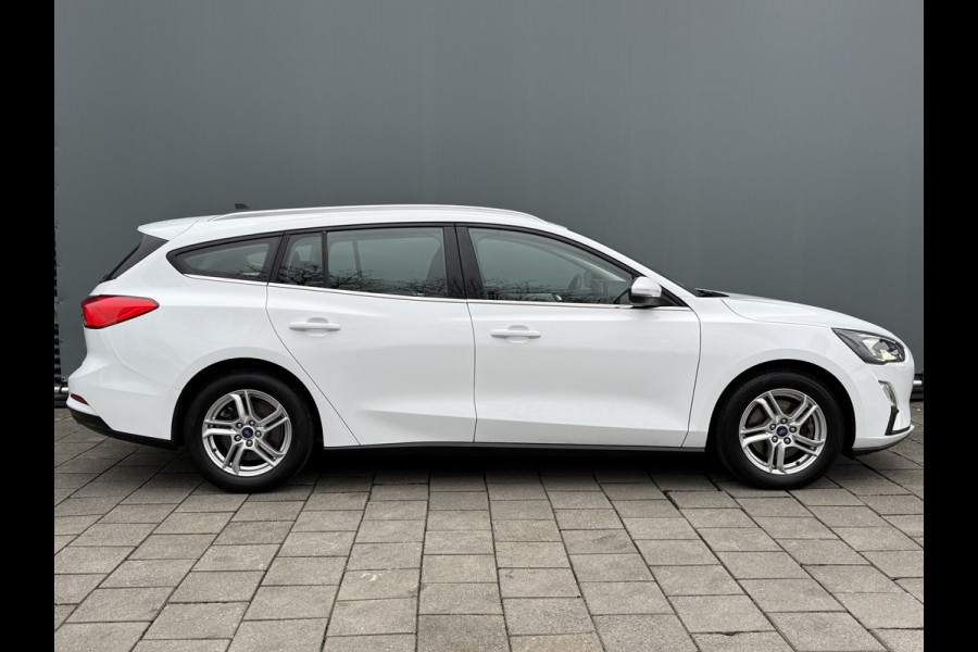 Ford FOCUS Wagon BWJ 2021 | 1.0T 124PK Hybrid Trend Edition | CAMERA A | SPORTSTOELEN | NAVI | PDC 2X | AIRCO | LICHTMETAAL | ARPLAY | DAB | CRUISE |