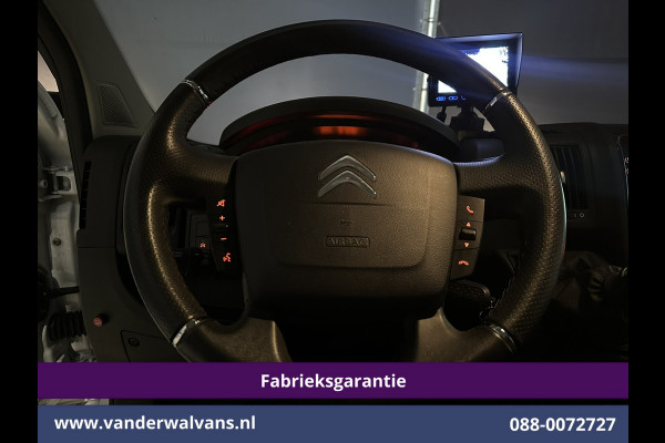 Citroën Jumper 2.2 BlueHDi 141pk Bakwagen Laadklep Fabrieksgarantie Euro6 Airco | Camera | Navigatie | Cruisecontrol | Apple Carplay Android Auto, 1010kg laadvermogen, Bijrijdersbank