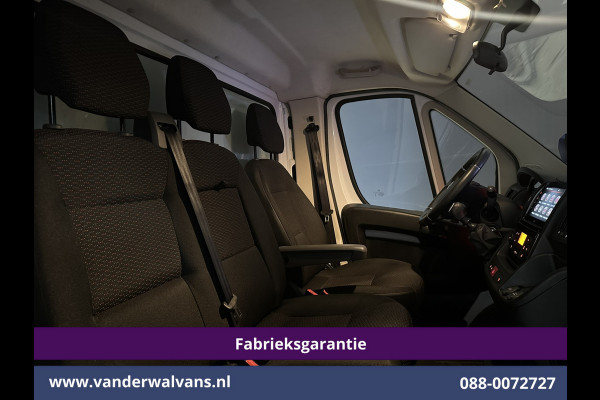 Citroën Jumper 2.2 BlueHDi 141pk Bakwagen Laadklep Fabrieksgarantie Euro6 Airco | Camera | Navigatie | Cruisecontrol | Apple Carplay Android Auto, 1010kg laadvermogen, Bijrijdersbank