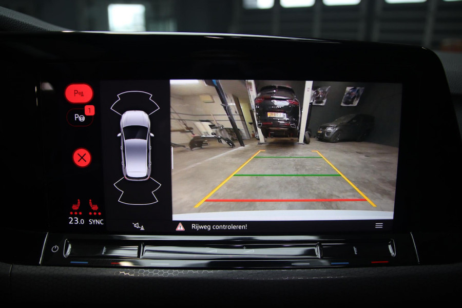 Volkswagen Golf 2.0 TSI GTI IQ LED-PANO-BTW