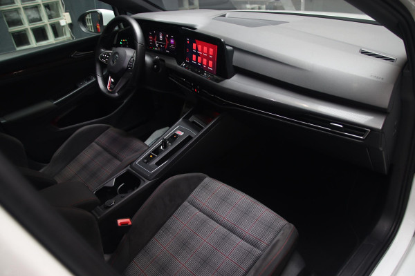 Volkswagen Golf 2.0 TSI GTI IQ LED-PANO-BTW