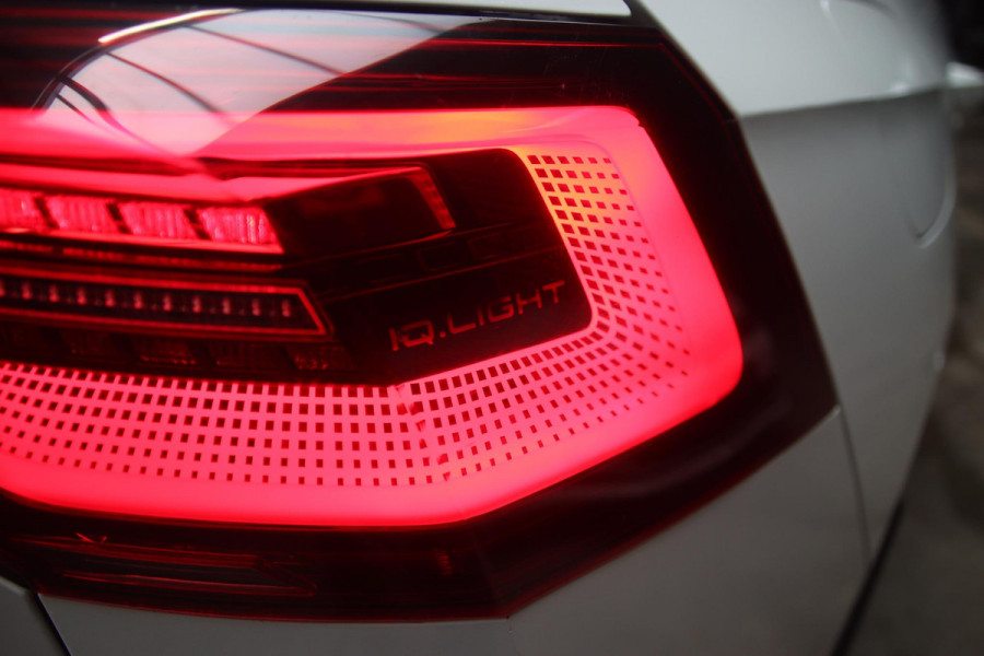 Volkswagen Golf 2.0 TSI GTI IQ LED-PANO-BTW