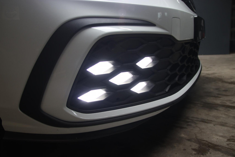 Volkswagen Golf 2.0 TSI GTI IQ LED-PANO-BTW