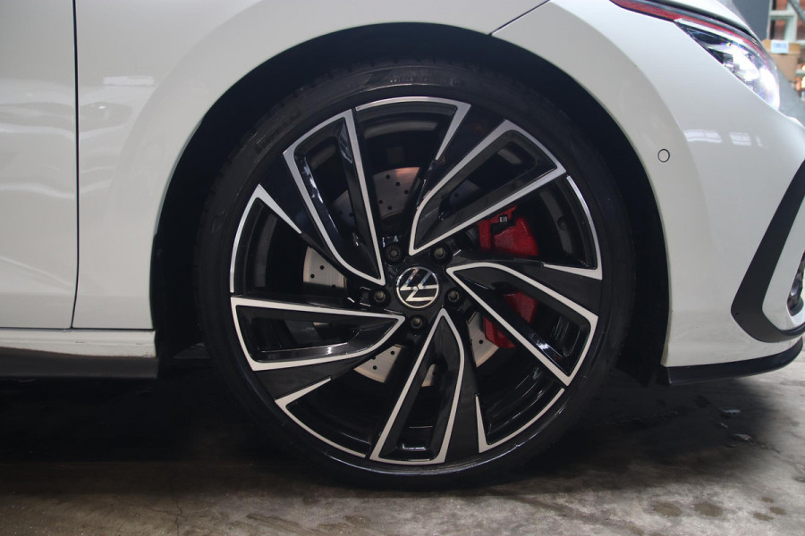 Volkswagen Golf 2.0 TSI GTI IQ LED-PANO-BTW