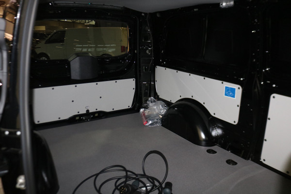 Mercedes-Benz eVito eVito 112 L3 60 kWh Led Achterklep