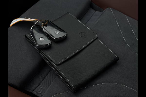 Volkswagen ID.4 Aut. First Max 77 kWh | SoH 87% | Panorama | IQ-Light | 360 Camera |