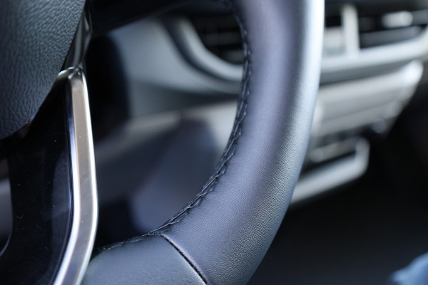 Ford Transit Custom 320 2.0 TDCI 150 PK L2H1 Limited | L+R Schuifdeur | ACC | Blind Spot | Camera | Lane Assist | Stoelverwarming | CarPlay | Naviga | 3-Zitter | Verlengde fabrieksgarantie tot 12-2029