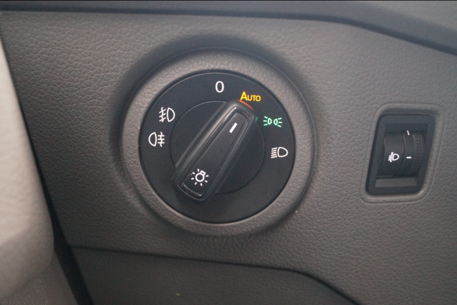 Volkswagen Crafter 35 2.0 TDI 140pk L3-H3 -CAM-PDC-NAVI-CRUISE-DAB-