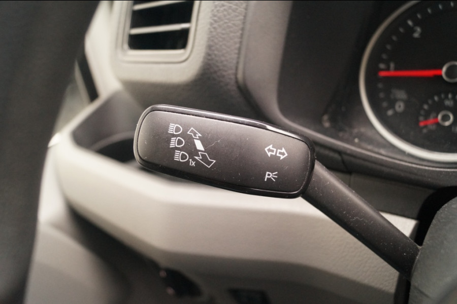 Volkswagen Crafter 35 2.0 TDI 140pk L3-H3 -CAM-PDC-NAVI-CRUISE-DAB-