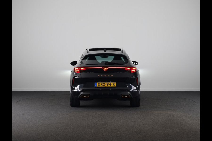 CUPRA Formentor 1.5 TSI e-Hybrid Business 204PK | Panoramadak | 19 Inch | Elektrisch Verstelbare Stoel | Intelligent Drive |