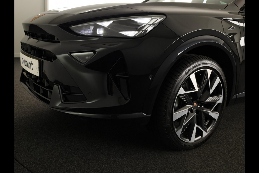 CUPRA Formentor 1.5 TSI e-Hybrid Business 204PK | Panoramadak | 19 Inch | Elektrisch Verstelbare Stoel | Intelligent Drive |