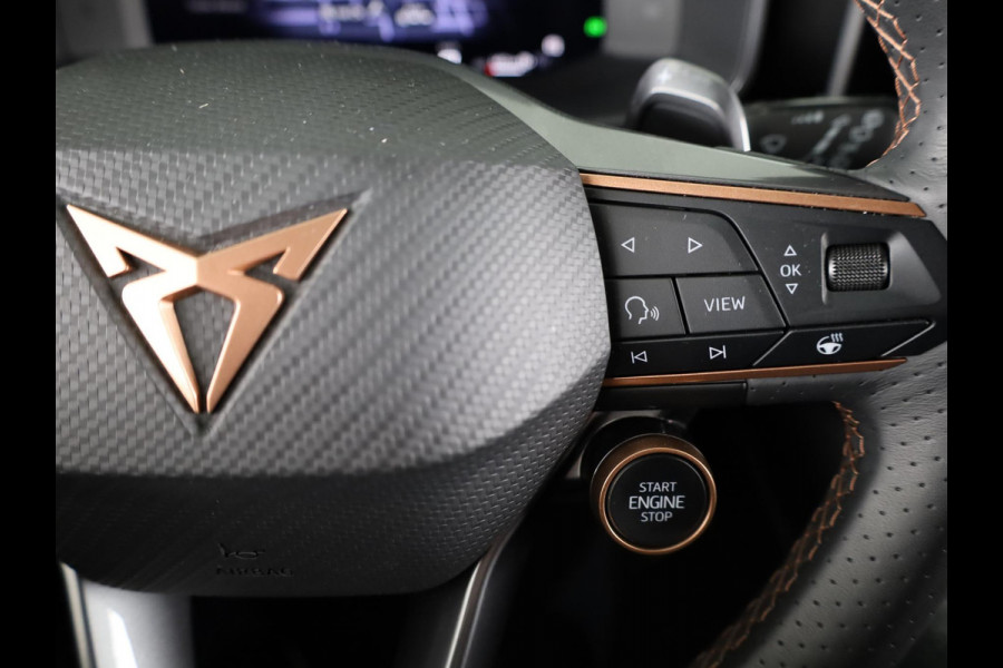 CUPRA Formentor 1.5 TSI e-Hybrid Business 204PK | Panoramadak | 19 Inch | Elektrisch Verstelbare Stoel | Intelligent Drive |