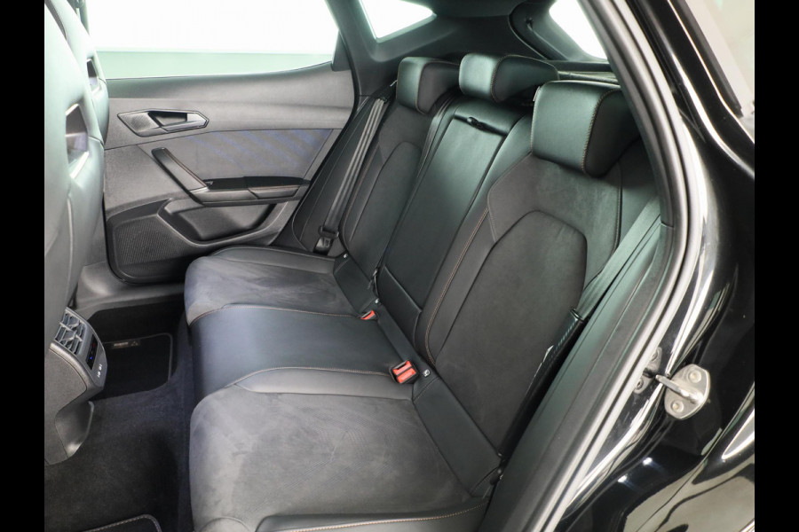 CUPRA Formentor 1.5 TSI e-Hybrid Business 204PK | Panoramadak | 19 Inch | Elektrisch Verstelbare Stoel | Intelligent Drive |