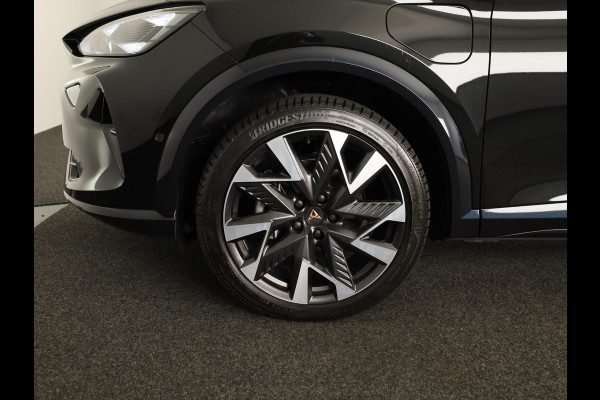CUPRA Formentor 1.5 TSI e-Hybrid Business 204PK | Panoramadak | 19 Inch | Elektrisch Verstelbare Stoel | Intelligent Drive |