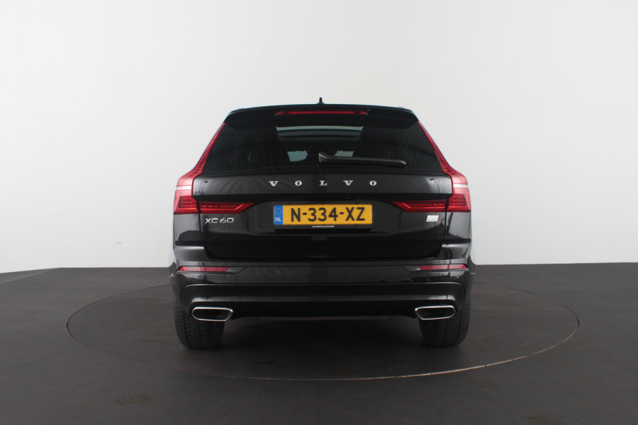 Volvo XC60 2.0 T6 Plug-in hybrid AWD Inscription Pano.schuif/Black Optiek/Leer/Memory/Trekhaak/Wood interior/Plug-in Hybride