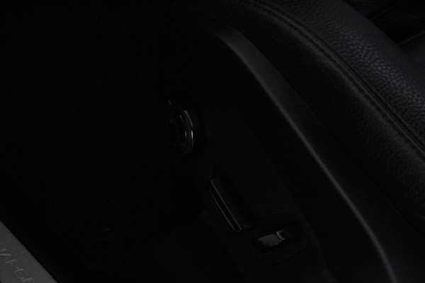 Volvo XC60 2.0 T6 Plug-in hybrid AWD Inscription Pano.schuif/Black Optiek/Leer/Memory/Trekhaak/Wood interior/Plug-in Hybride