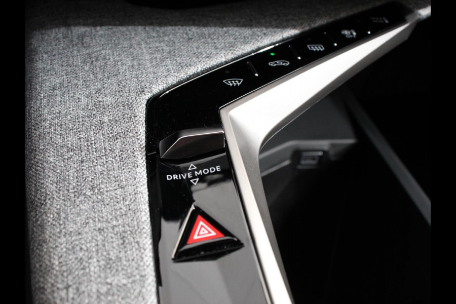 Peugeot 5008 1.2 Hybrid 136pk Allure Automaat | Navigatie | Apple Carplay/Android Auto | Cruise control | Climate control | LED | Parkeersensoren | Camera | Radio