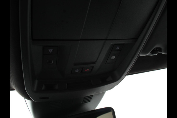 Peugeot 5008 1.2 Hybrid 136pk Allure Automaat | Navigatie | Apple Carplay/Android Auto | Cruise control | Climate control | LED | Parkeersensoren | Camera | Radio