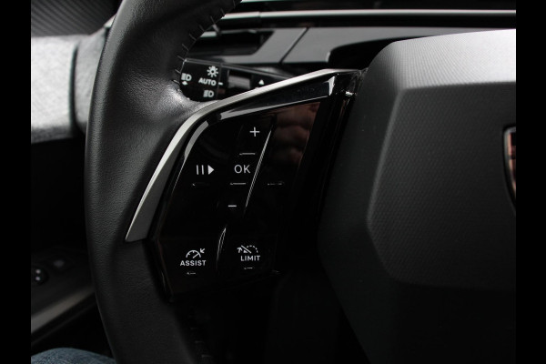 Peugeot 5008 1.2 Hybrid 136pk Allure Automaat | Navigatie | Apple Carplay/Android Auto | Cruise control | Climate control | LED | Parkeersensoren | Camera | Radio