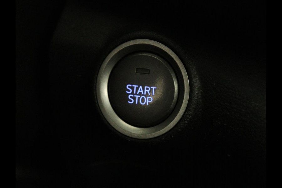 Hyundai Kona EV Premium 64 kWh | SOH 100% | 3 Fase | Stoelventilatie | Leder | Head-Up | Warmtepomp | Trekhaak | Achterbankverwarming | Adaptive cruise | Camera | Carplay | Full LED