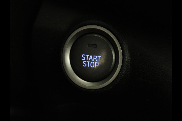 Hyundai Kona EV Premium 64 kWh | SOH 100% | 3 Fase | Stoelventilatie | Leder | Head-Up | Warmtepomp | Trekhaak | Achterbankverwarming | Adaptive cruise | Camera | Carplay | Full LED