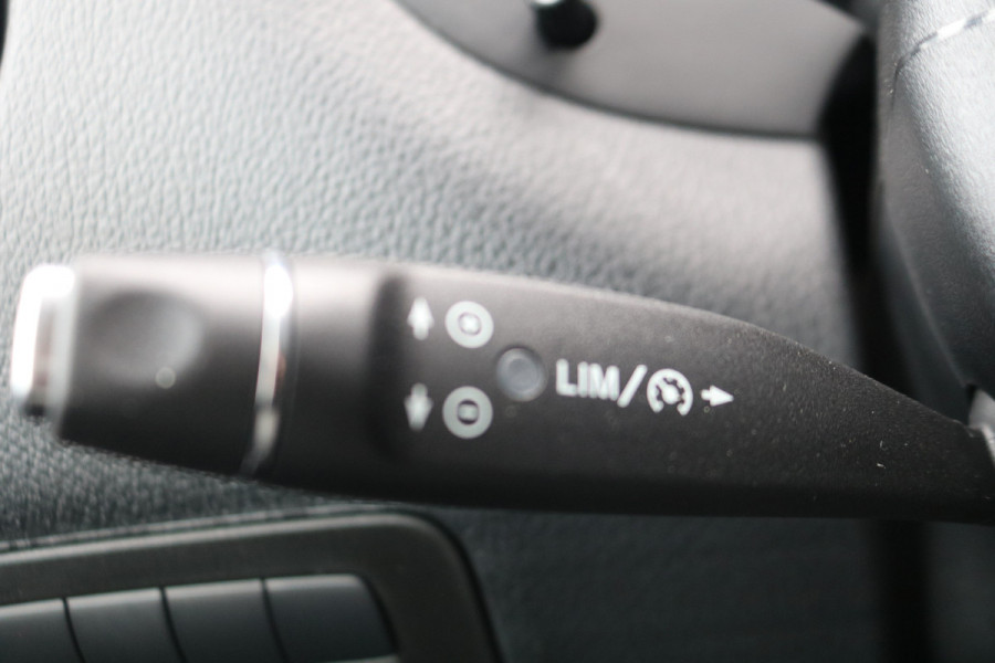 Mercedes-Benz eVito 112 L3 60 kWh Black Line