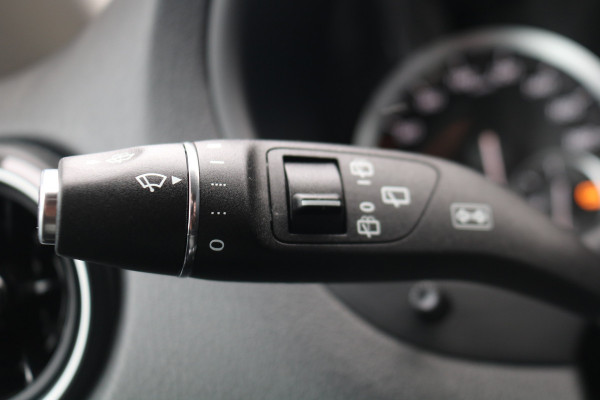 Mercedes-Benz eVito 112 L3 60 kWh Black Line