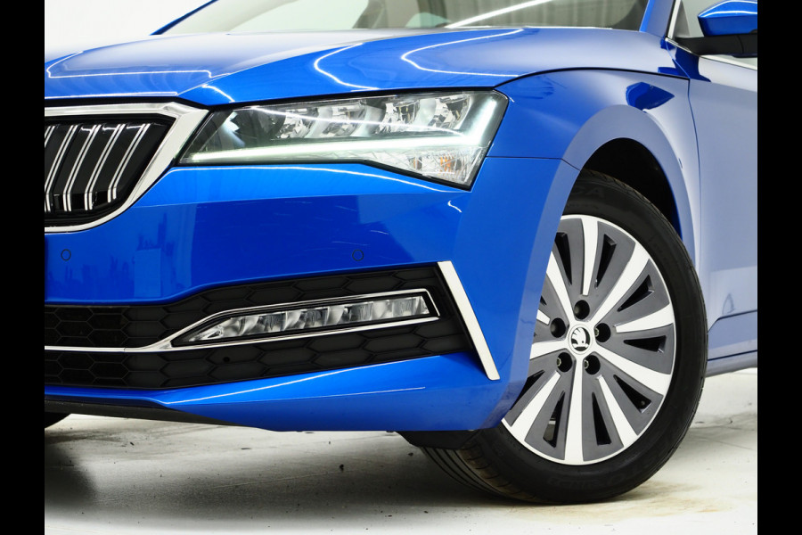 Škoda Superb Combi 1.4 TSI iV 218PK | Panoramadak | Virtual | Adaptive Cruise | Stoelverwarming | DAB | PDC | Carplay