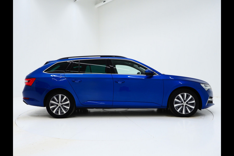 Škoda Superb Combi 1.4 TSI iV 218PK | Panoramadak | Virtual | Adaptive Cruise | Stoelverwarming | DAB | PDC | Carplay