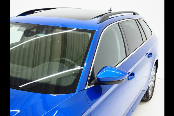 Škoda Superb Combi 1.4 TSI iV 218PK | Panoramadak | Virtual | Adaptive Cruise | Stoelverwarming | DAB | PDC | Carplay