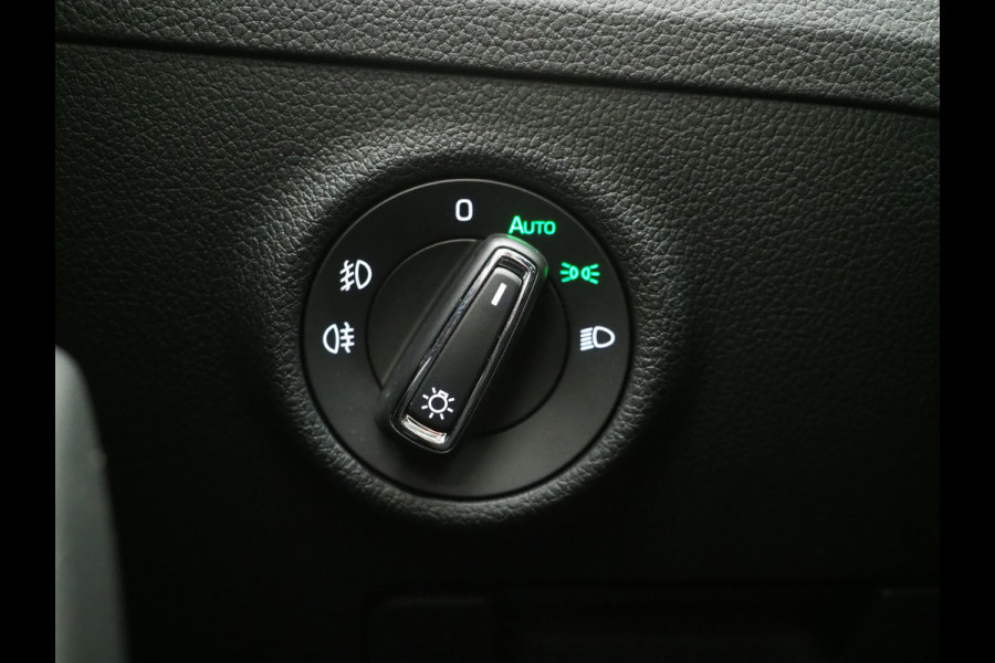 Škoda Superb Combi 1.4 TSI iV 218PK | Panoramadak | Virtual | Adaptive Cruise | Stoelverwarming | DAB | PDC | Carplay