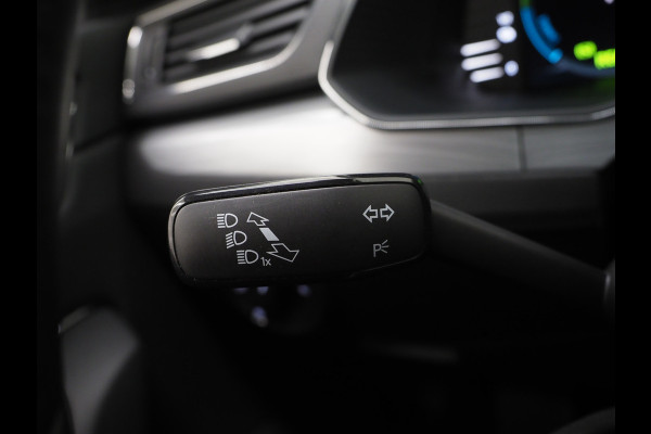 Škoda Superb Combi 1.4 TSI iV 218PK | Panoramadak | Virtual | Adaptive Cruise | Stoelverwarming | DAB | PDC | Carplay