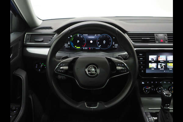 Škoda Superb Combi 1.4 TSI iV 218PK | Panoramadak | Virtual | Adaptive Cruise | Stoelverwarming | DAB | PDC | Carplay