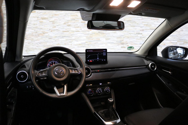 Mazda 2 1.5 Skyactiv-G Luxury | CARPLAY | NAVI | HEADUP | NAP | NL AUTO |