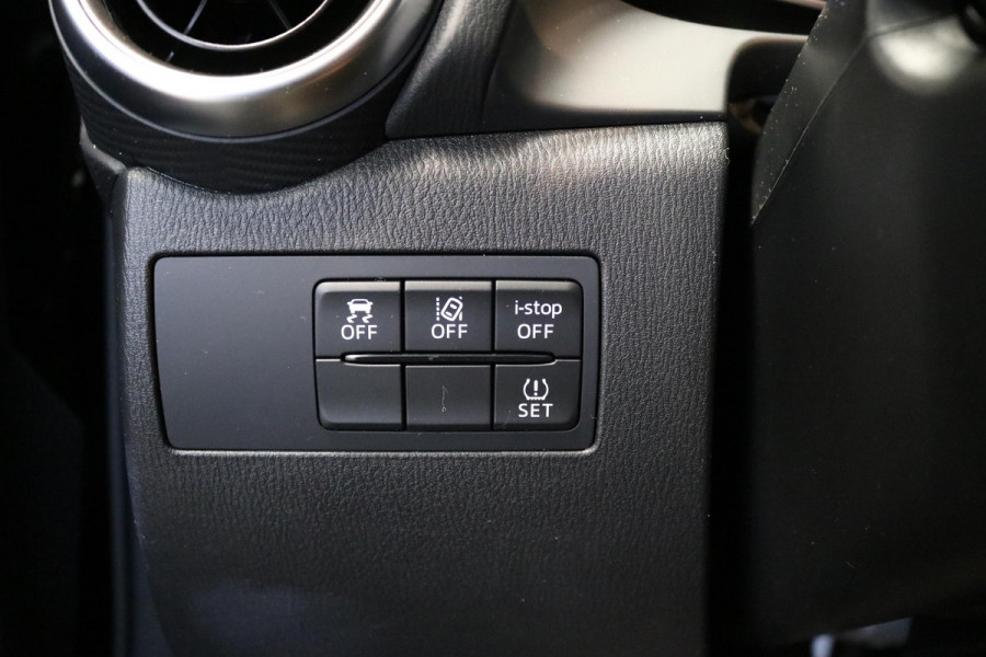 Mazda 2 1.5 Skyactiv-G Luxury | CARPLAY | NAVI | HEADUP | NAP | NL AUTO |